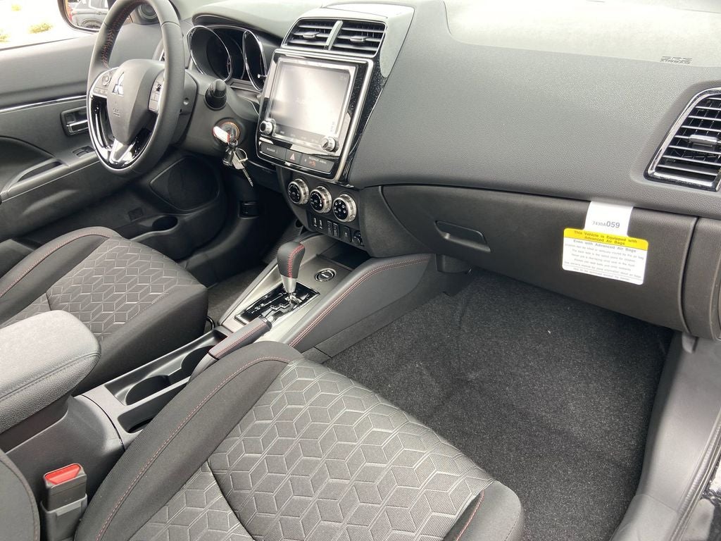 2026 Mitsubishi Outlander Sport 2.0 LE