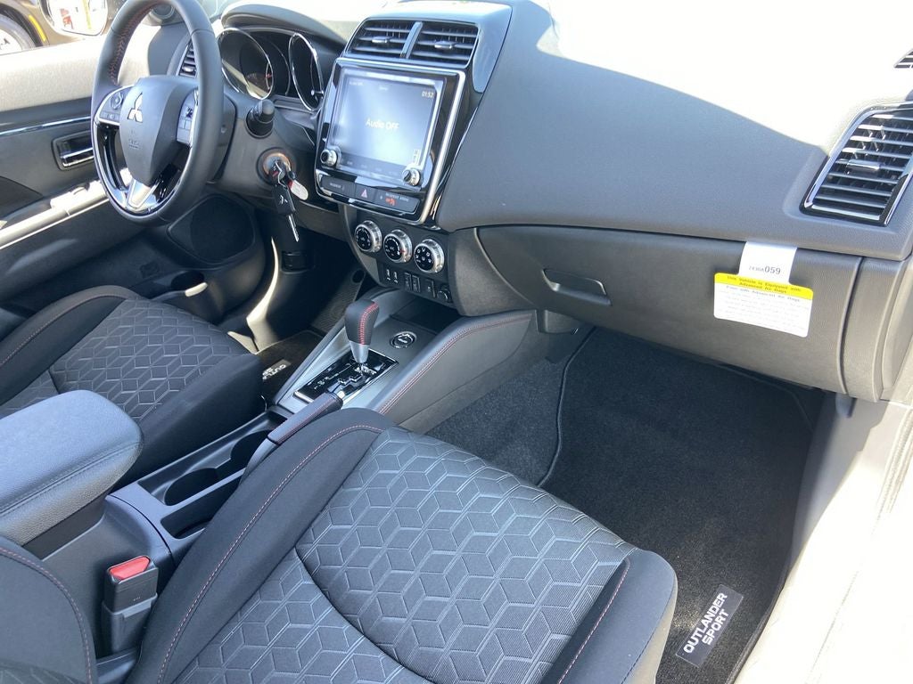 2026 Mitsubishi Outlander Sport 2.0 LE