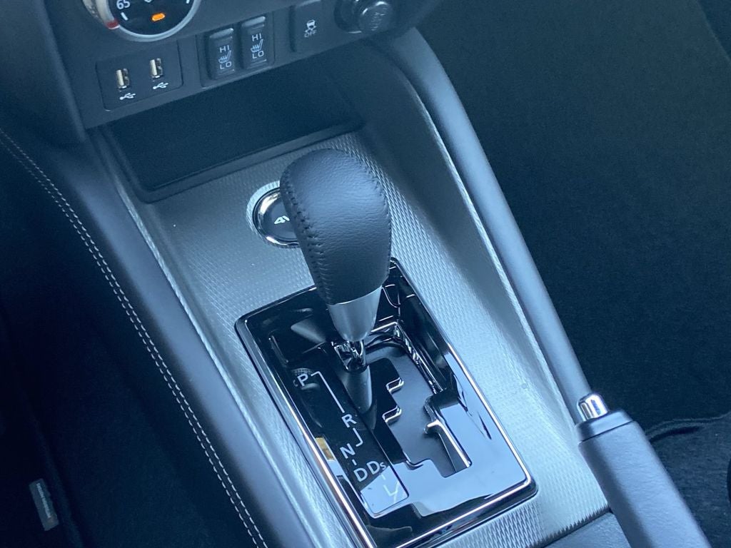2027 Mitsubishi Outlander Sport SEL