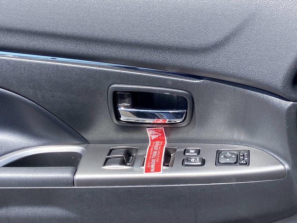 2027 Mitsubishi Outlander Sport SEL