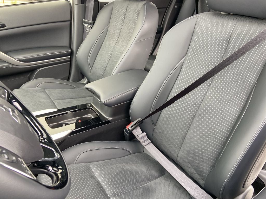 2026 Mitsubishi Eclipse Cross SE