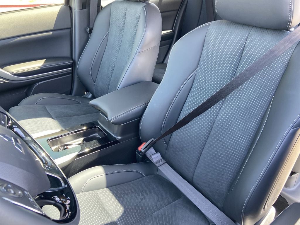 2026 Mitsubishi Eclipse Cross SE