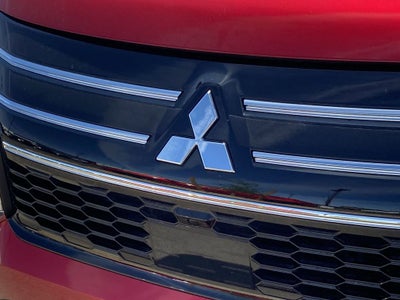 2026 Mitsubishi Outlander ES