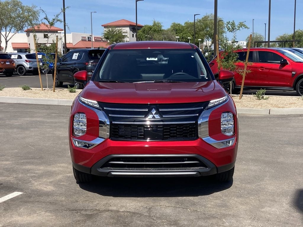 2026 Mitsubishi Outlander ES