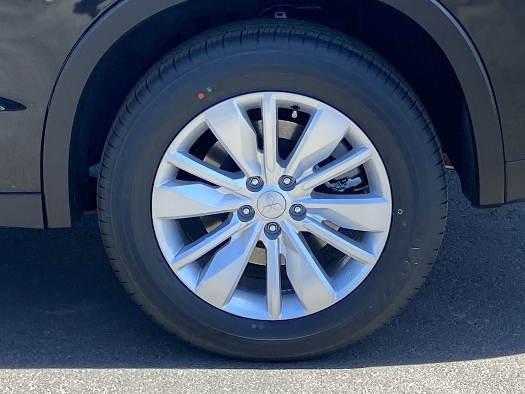 2026 Mitsubishi Outlander ES