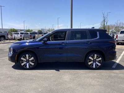 2026 Mitsubishi Outlander SE