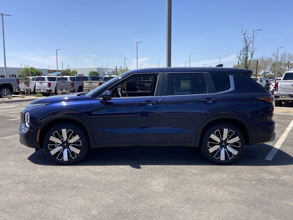 2026 Mitsubishi Outlander SE