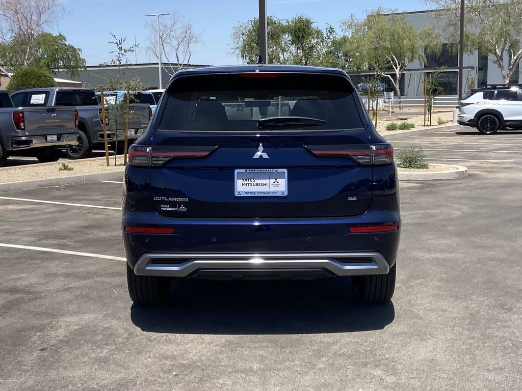 2026 Mitsubishi Outlander SE