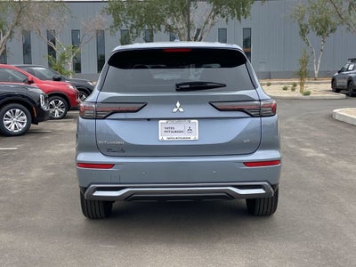 2026 Mitsubishi Outlander SE