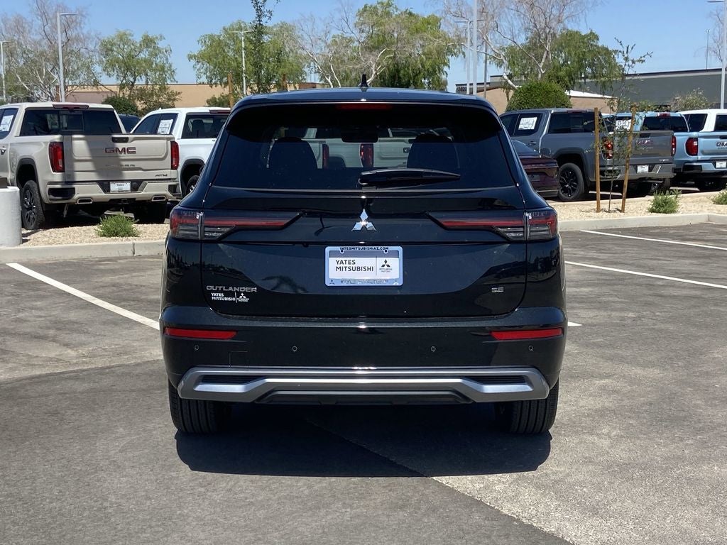 2026 Mitsubishi Outlander SE