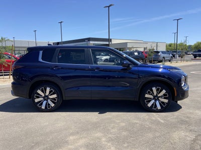 2026 Mitsubishi Outlander SE