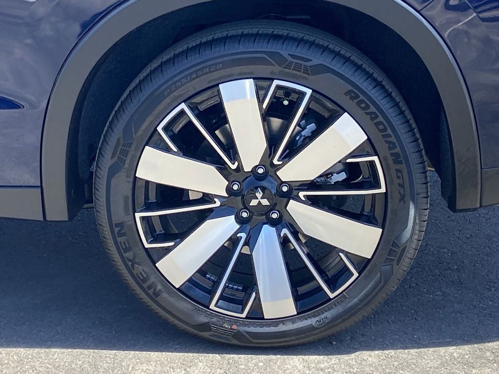 2026 Mitsubishi Outlander SE