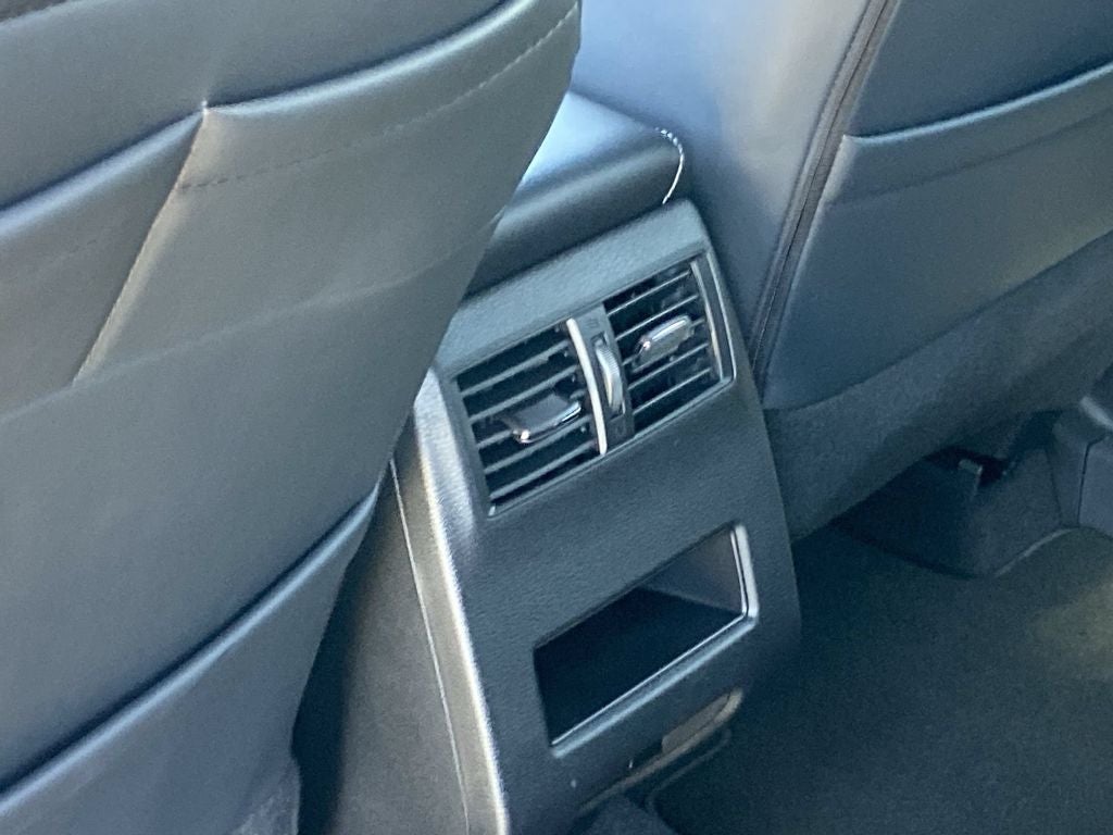 2026 Mitsubishi Outlander LE