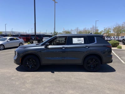 2026 Mitsubishi Outlander LE