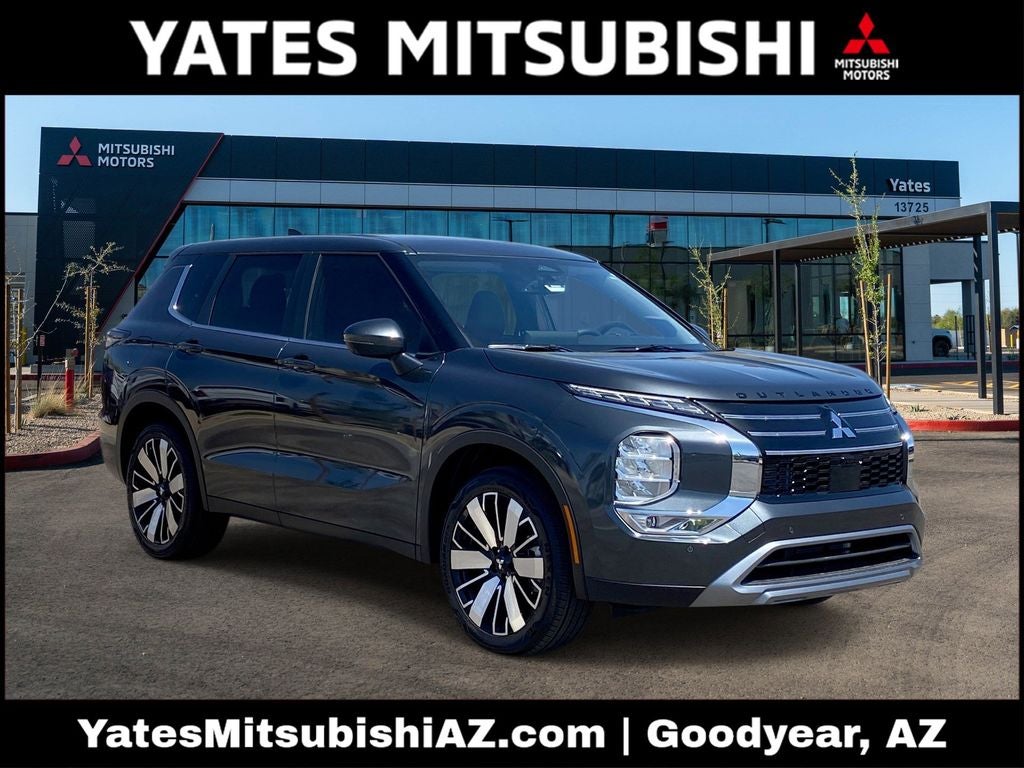 2026 Mitsubishi Outlander SE FWD's photo