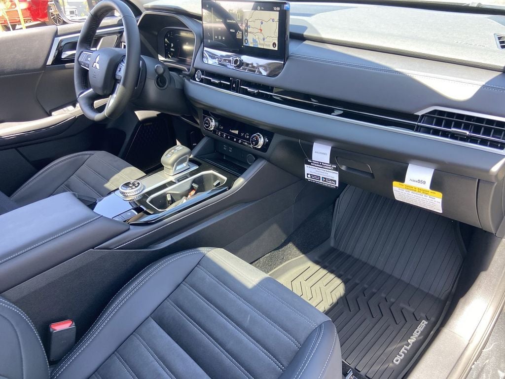 2026 Mitsubishi Outlander SE