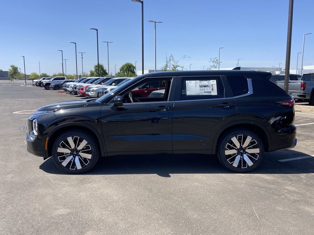 2026 Mitsubishi Outlander SE