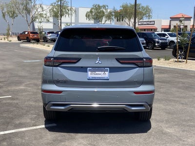 2026 Mitsubishi Outlander SE