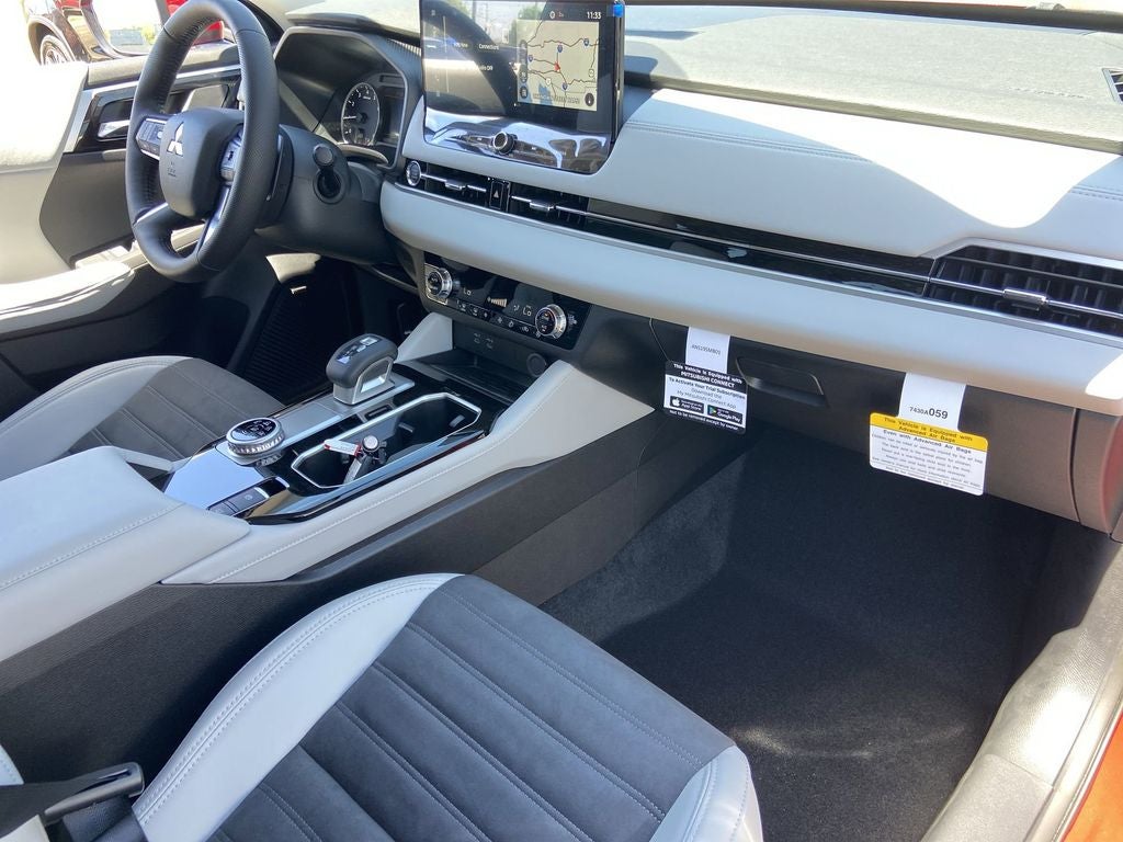 2026 Mitsubishi Outlander SE