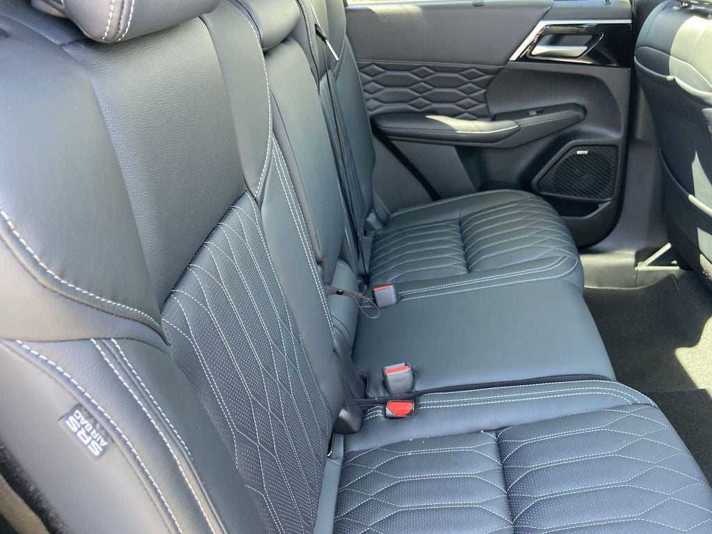 2026 Mitsubishi Outlander SEL
