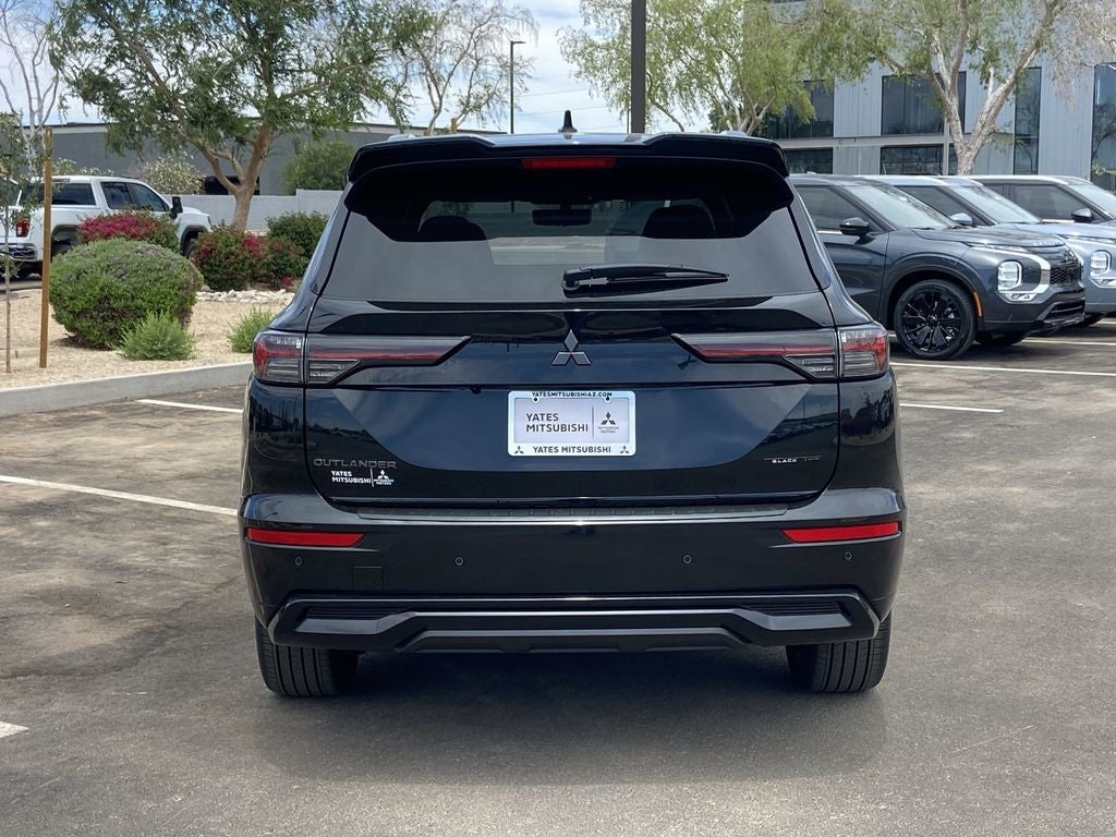 2026 Mitsubishi Outlander Black Edition