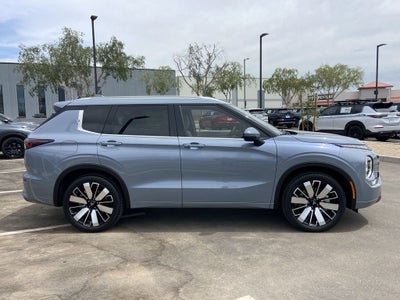 2026 Mitsubishi Outlander SEL