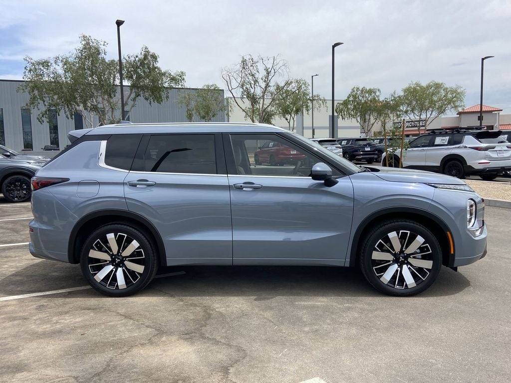 2026 Mitsubishi Outlander SEL