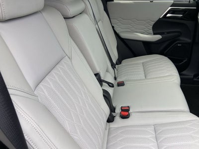 2026 Mitsubishi Outlander SEL