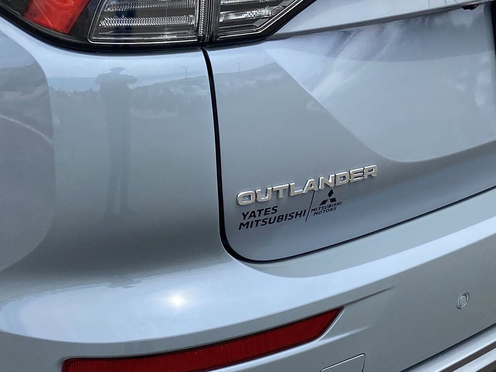 2026 Mitsubishi Outlander SEL
