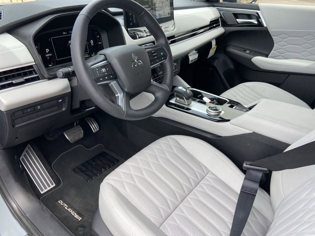 2026 Mitsubishi Outlander SEL