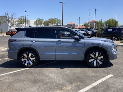 2026 Mitsubishi Outlander SEL