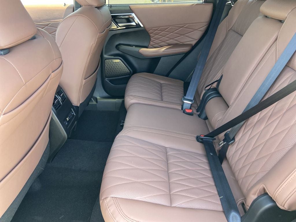 2026 Mitsubishi Outlander SEL