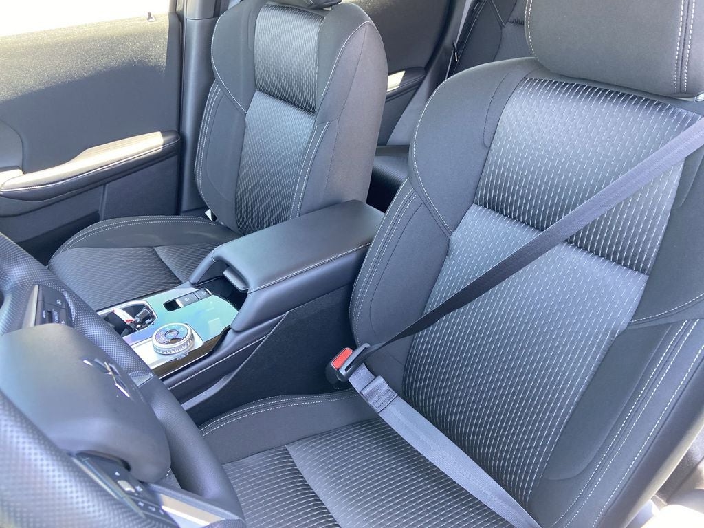 2026 Mitsubishi Outlander ES