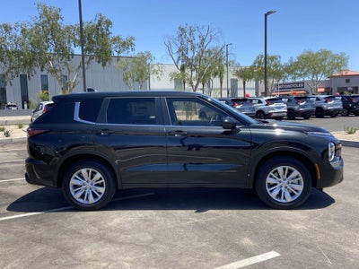 2026 Mitsubishi Outlander ES