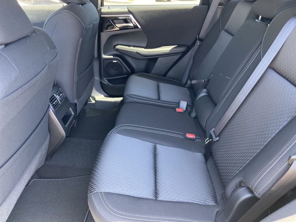 2026 Mitsubishi Outlander ES