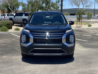 2026 Mitsubishi Outlander ES