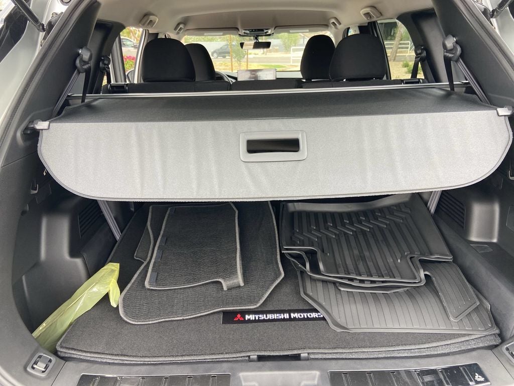 2026 Mitsubishi Outlander ES