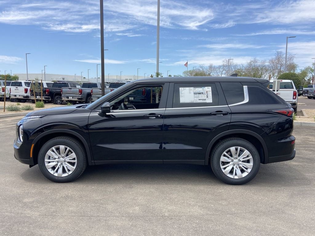 2026 Mitsubishi Outlander ES