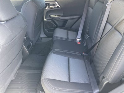 2026 Mitsubishi Outlander ES