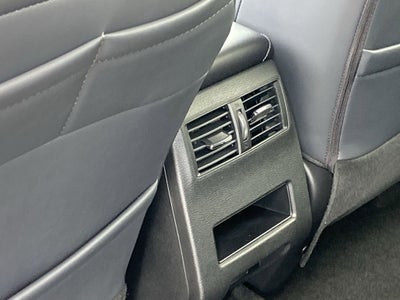 2026 Mitsubishi Outlander LE