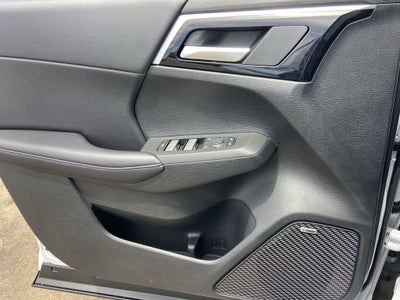 2026 Mitsubishi Outlander LE