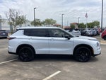 2026 Mitsubishi Outlander LE