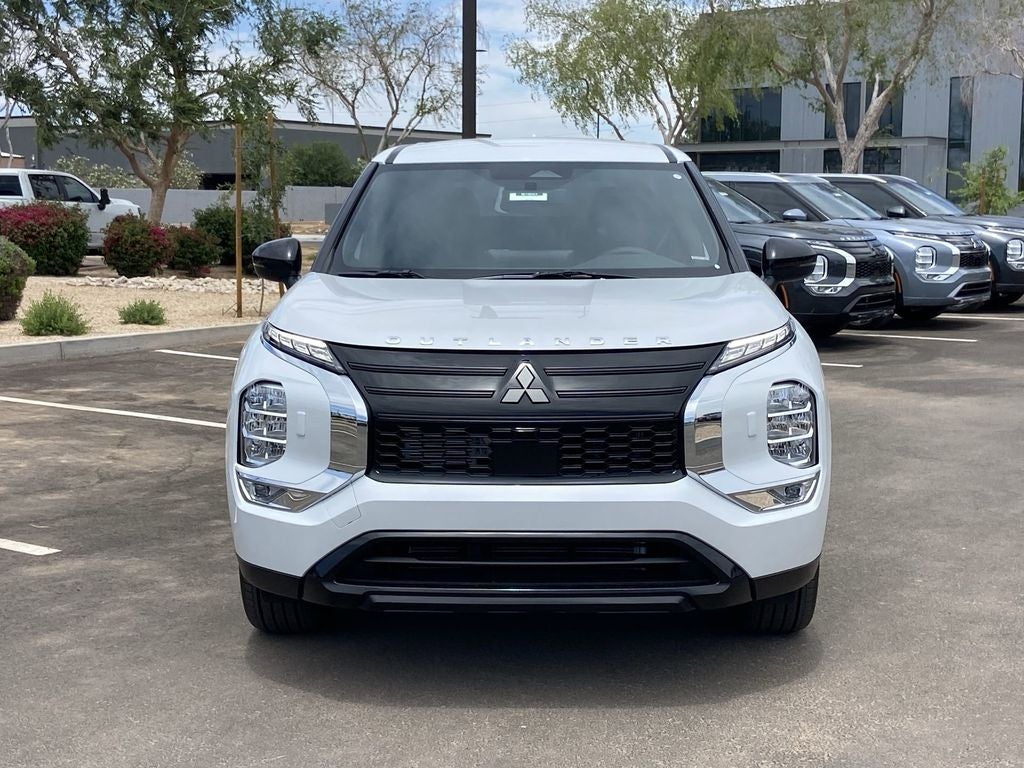 2026 Mitsubishi Outlander LE