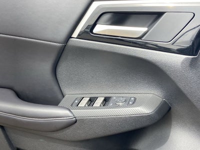 2026 Mitsubishi Outlander LE