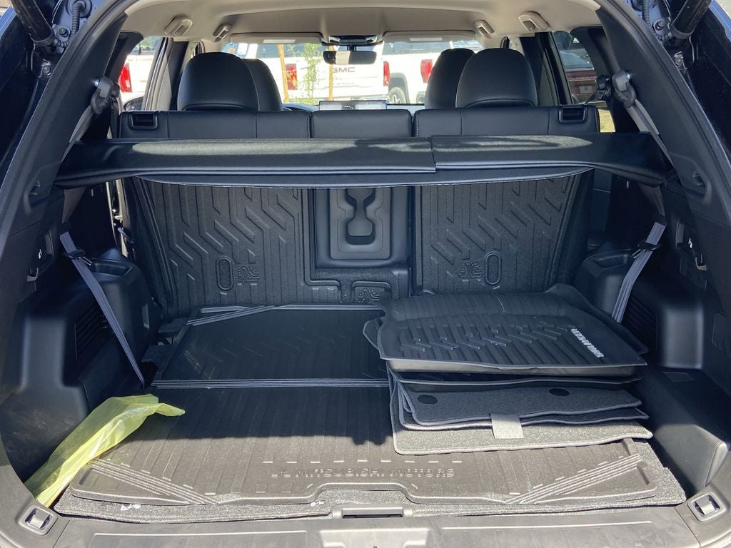 2026 Mitsubishi Outlander SE