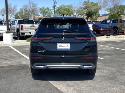 2026 Mitsubishi Outlander SE