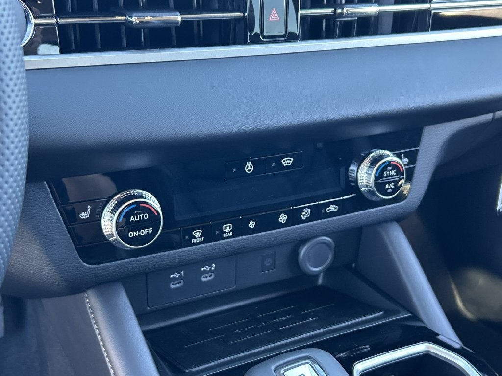 2026 Mitsubishi Outlander PHEV SE