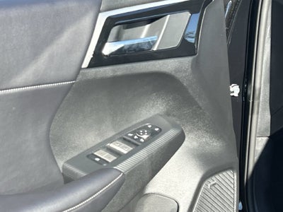 2026 Mitsubishi Outlander PHEV SE