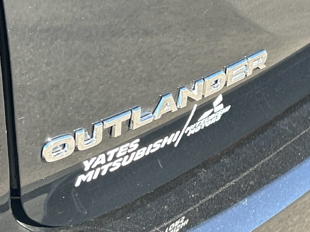 2026 Mitsubishi Outlander PHEV SE