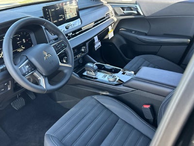 2026 Mitsubishi Outlander PHEV SE